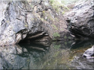 A cave - Jones Creek - Ettrema Gorge