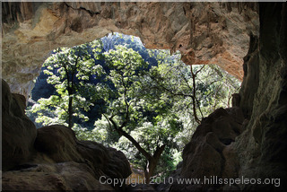 Colong Caves