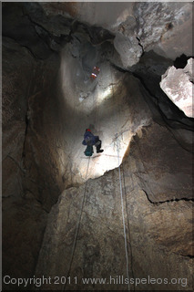 Tandem prussik in Drum Cave