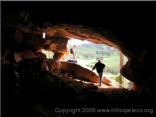CL100 at Cliefden Caves